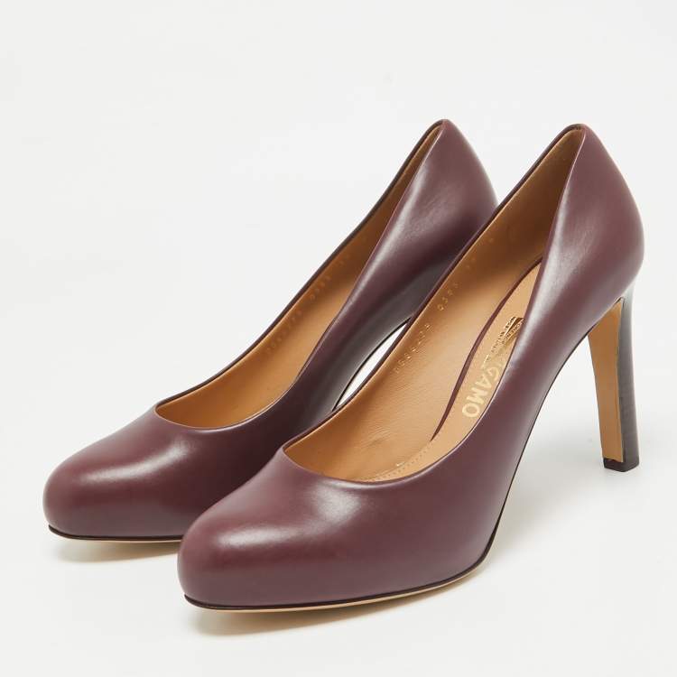 Pre Owned Salvatore Ferragamo Burgundy Leather Leo Block Heel Pumps Size 40.5