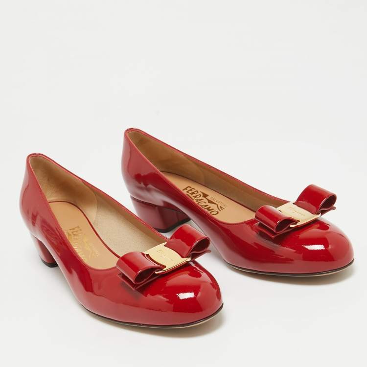Pre Owned Salvatore Ferragamo Red Patent Leather Vara Bow Pumps Size 39