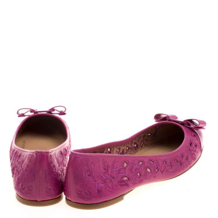 Pre Owned Salvatore Ferragamo Pink Varina Leather Laser Cut Out Ballet Flats Size 41