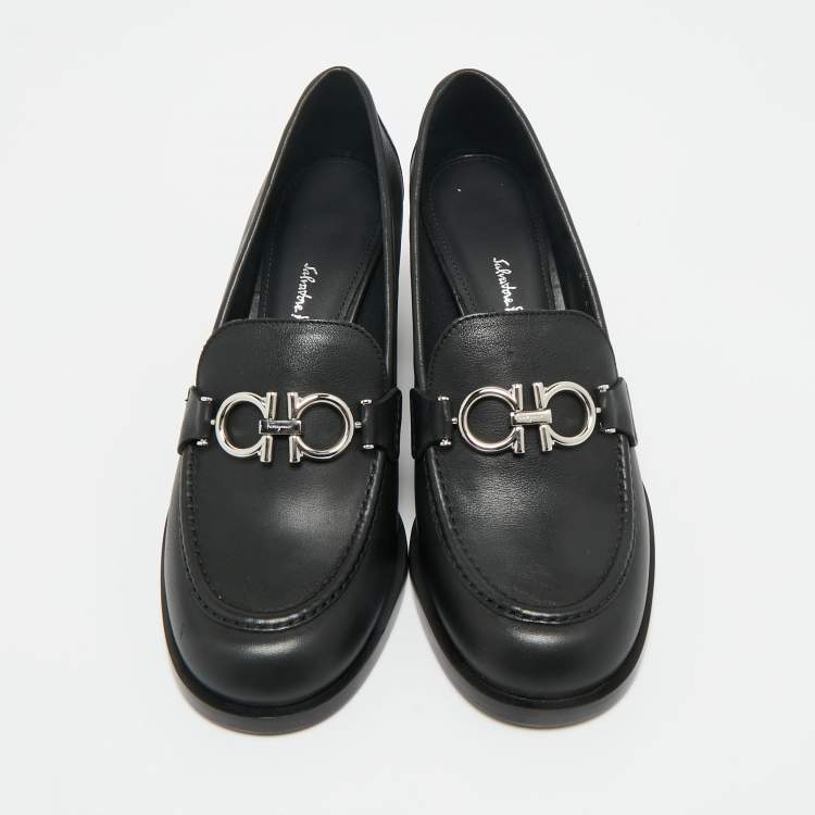 Pre Owned Salvatore Ferragamo Black Leather Rolo Gancini Pumps Size 37