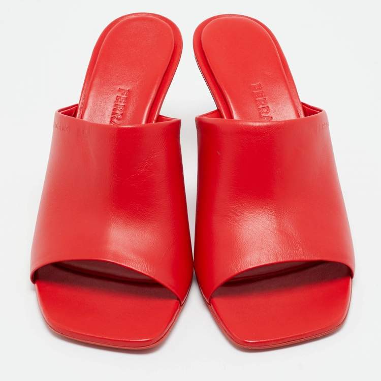 Pre Owned Salvatore Ferragamo Red Leather Astro Slide Sandals Size 38.5