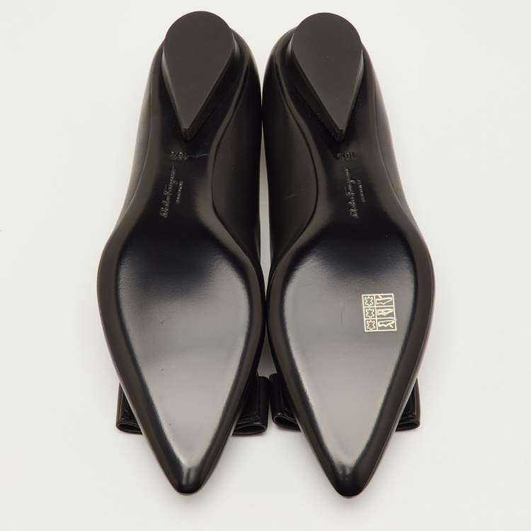 Pre Owned Salvatore Ferragamo Viva Bow Size 41 Black Leather Ballet Flats