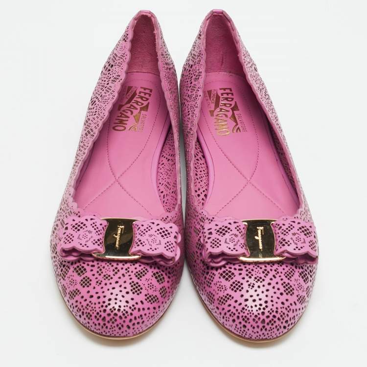 Pre Owned Salvatore Ferragamo Vara Size 40.5 Purple Leather Ballet Flats