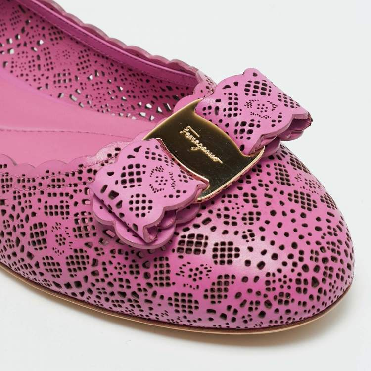 Pre Owned Salvatore Ferragamo Vara Size 40.5 Purple Leather Ballet Flats