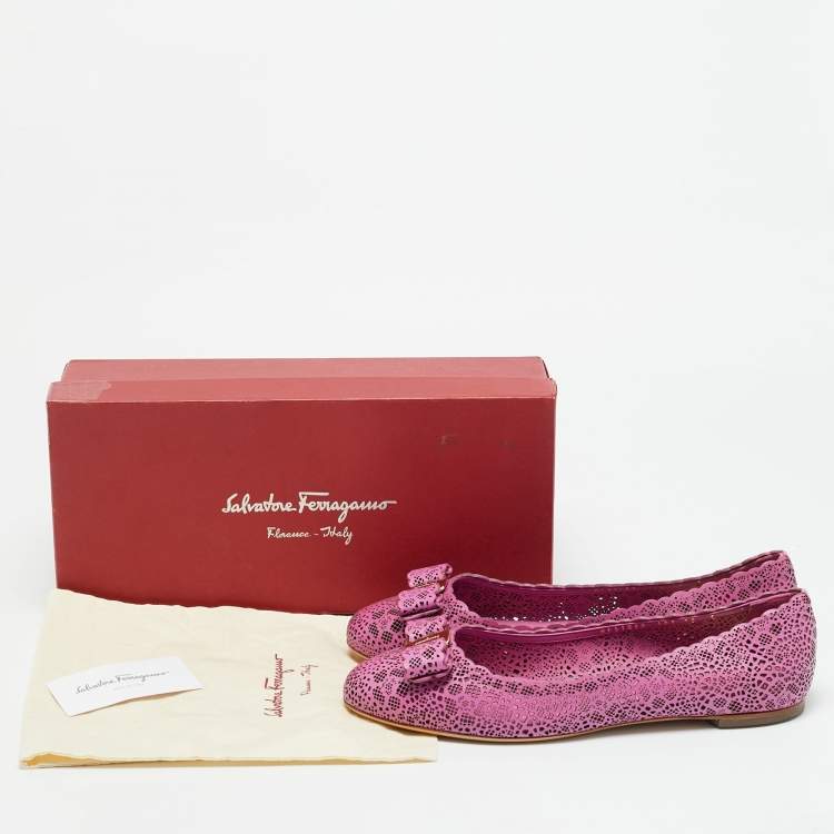 Pre Owned Salvatore Ferragamo Vara Size 40.5 Purple Leather Ballet Flats