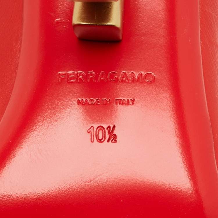 Pre Owned Salvatore Ferragamo Astro Size 41 Red Leather Slide Sandals