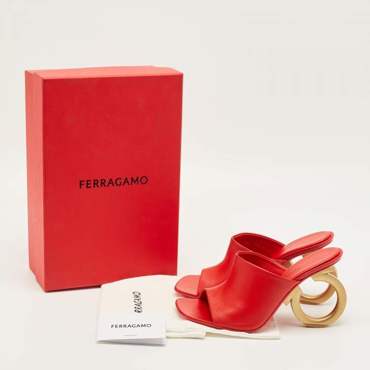 Pre Owned Salvatore Ferragamo Astro Size 41 Red Leather Slide Sandals