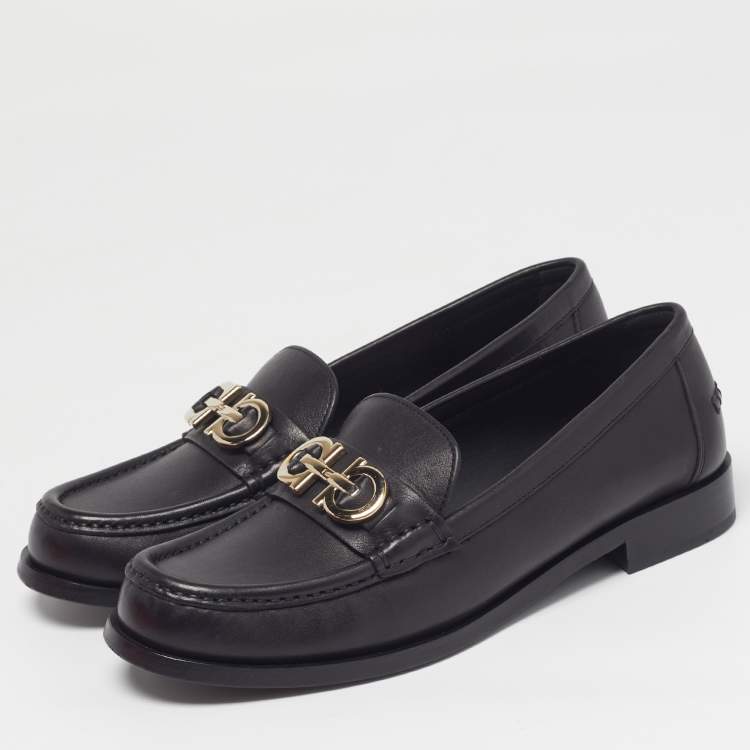 Pre Owned Salvatore Ferragamo Gancini Size 39 Black Leather Slip On Loafers