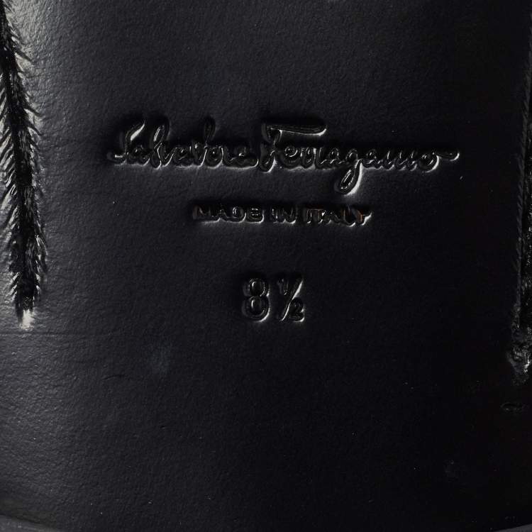 Pre Owned Salvatore Ferragamo Gancini Size 39 Black Leather Slip On Loafers