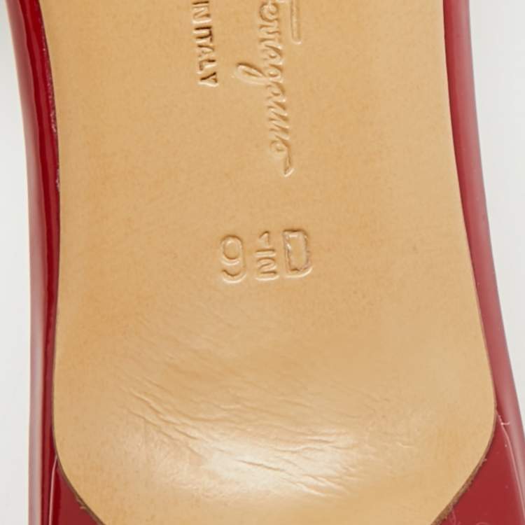 Pre Owned Salvatore Ferragamo Size 40 Red Patent Leather Vara Bow Slide Sandals