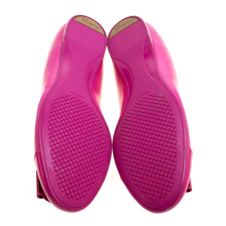 مملوكة مسبقًا Salvatore Ferragamo Pink Leather Petrina Cap Toe Ballet Flats Size 41