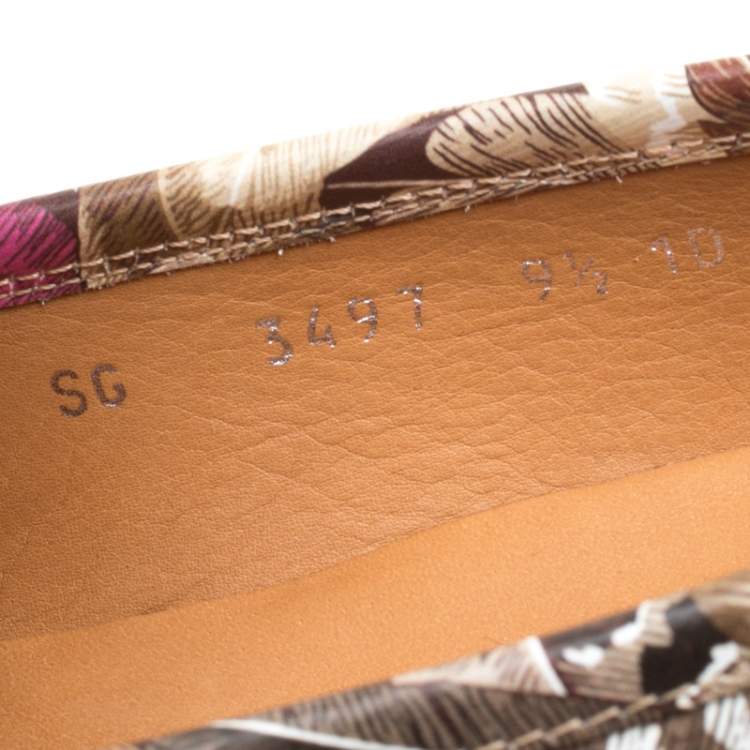 Pre Owned Salvatore Ferragamo Women Printed Leather Mason Gancio Bit Loafers Size 40