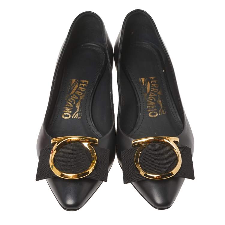 Pre Owned Salvatore Ferragamo Black Leather Bow Pointed Toe Flats Size 35.5