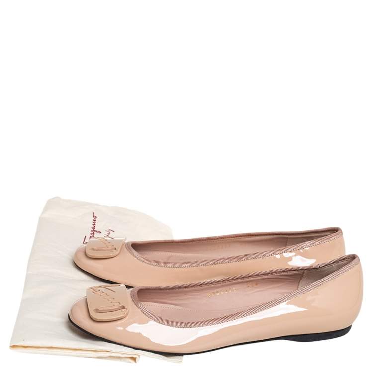 Pre Owned Salvatore Ferragamo Beige Leather Slip On Ballet Flats Size 39