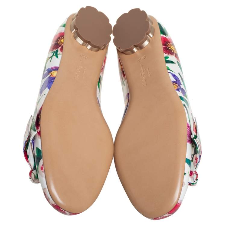 Pre Owned Salvatore Ferragamo White Floral Print Patent Leather Avola Bow Ballet Flats Size 39