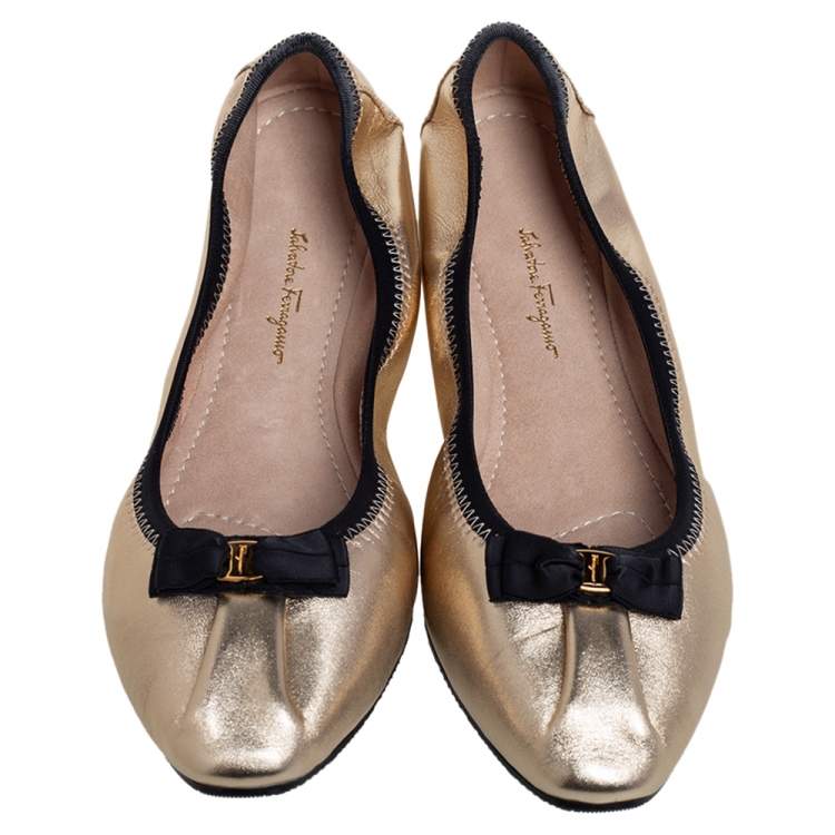 Pre Owned Salvatore Ferragamo Gold Leather My Joy Ballet Flats Size 40