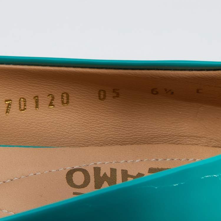 Pre Owned Salvatore Ferragamo Green Patent Leather Vara Bow Ballet Flats Size 37