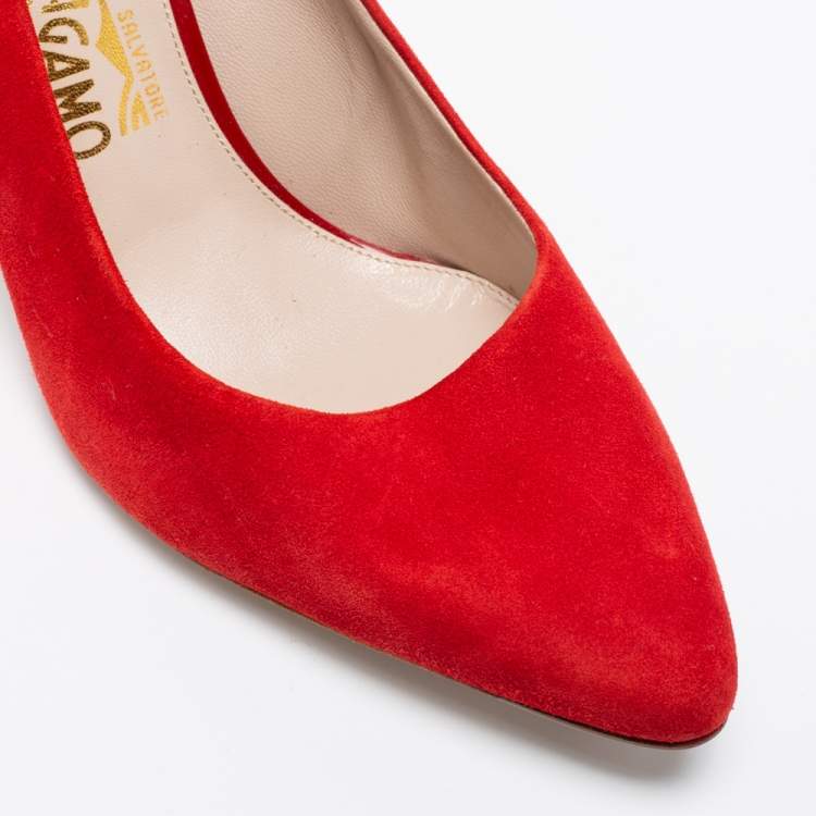 Pre Owned Salvatore Ferragamo Red Suede Pointed Toe Pumps Size 37