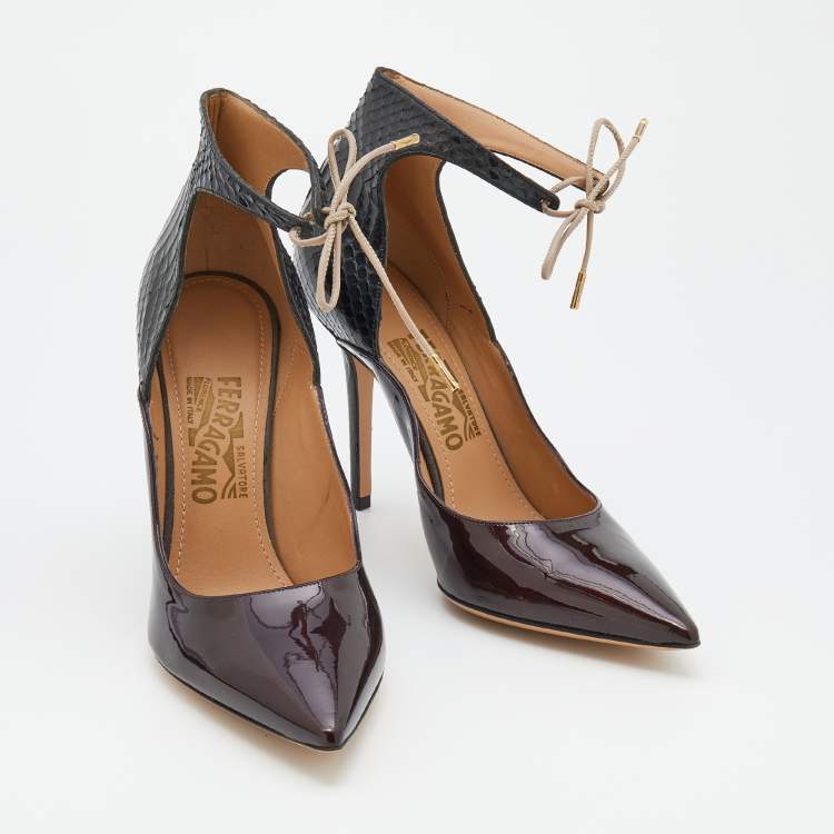 Pre Owned Salvatore Ferragamo Black/Burgundy Patent Leather and Snakeskin Lace Up Pumps Size 39
