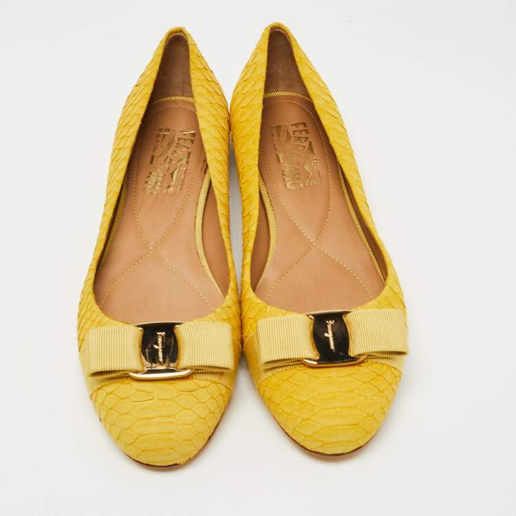 Pre Owned Salvatore Ferragamo Yellow Python Suede Varina Ballet Flats Size 38.5