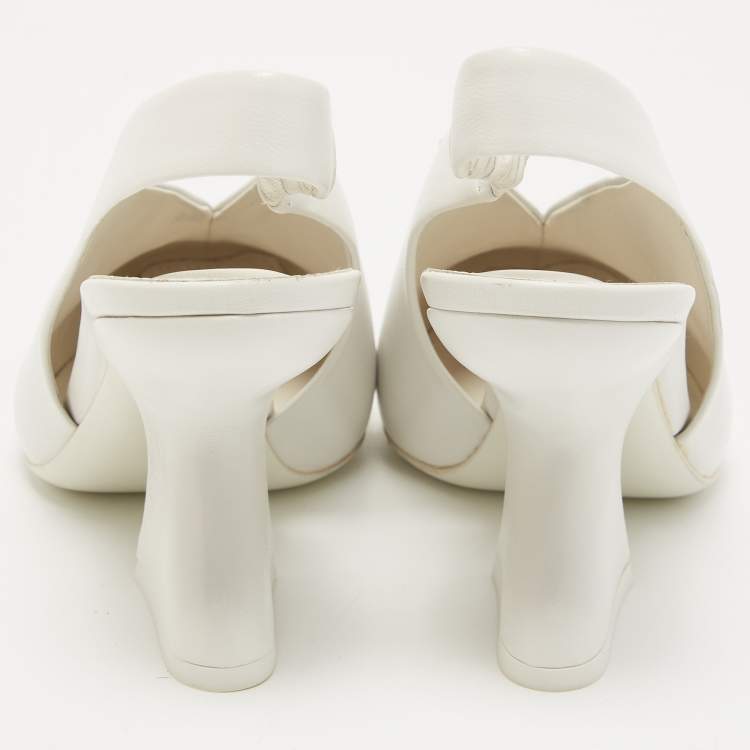 Pre Owned Salvatore Ferragamo White Leather Sloane Slingback Pumps Size 39