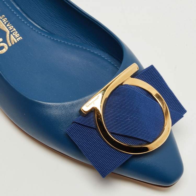Pre Owned Salvatore Ferragamo Blue Leather Gancini Ballet  Flats Size 37.5