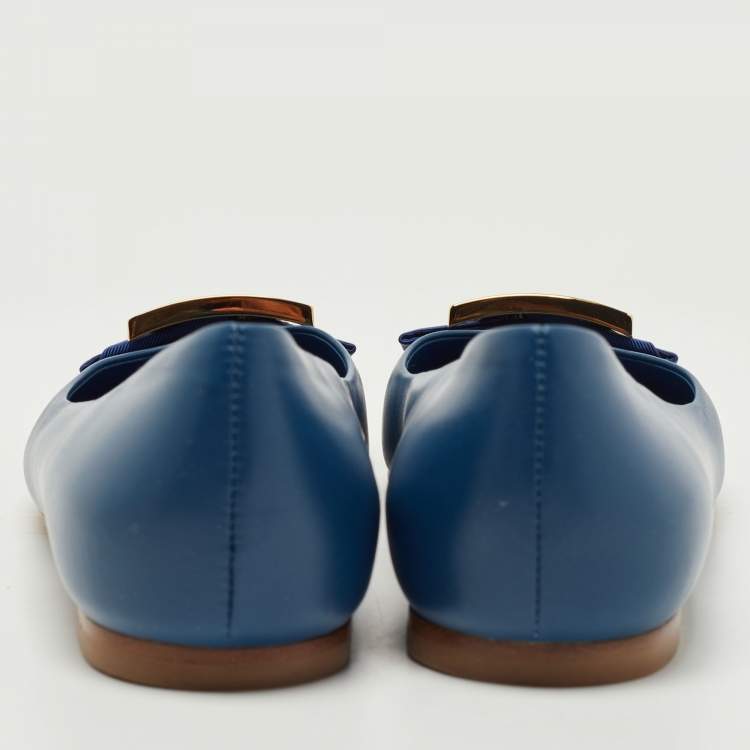Pre Owned Salvatore Ferragamo Blue Leather Gancini Ballet  Flats Size 37.5
