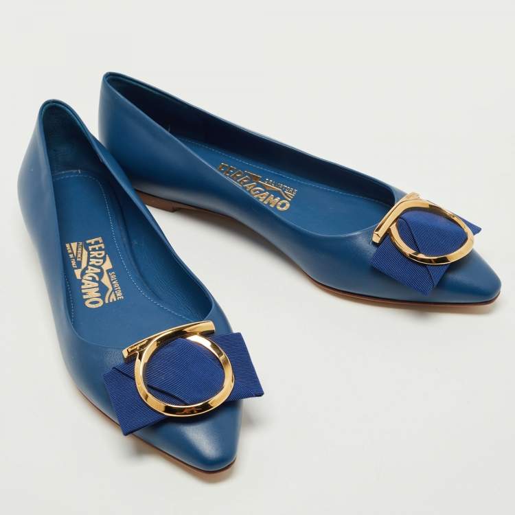 Pre Owned Salvatore Ferragamo Blue Leather Gancini Ballet  Flats Size 37.5