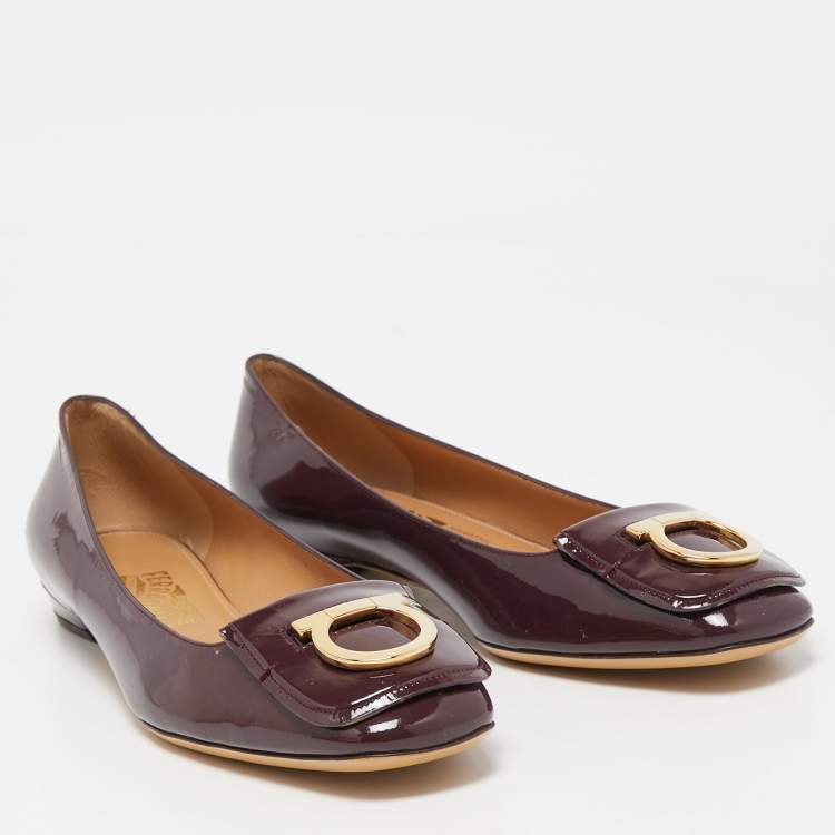 Pre Owned Salvatore Ferragamo Burgundy Patent Leather Ena Gancini Flats Size 40.5
