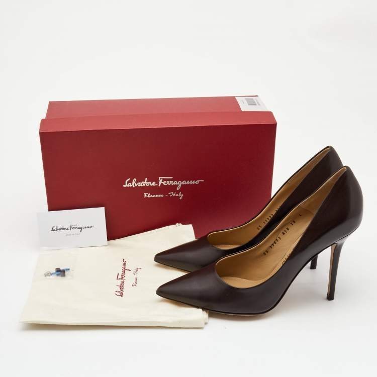 Pre Owned Salvatore Ferragamo Brown Leather Pointed Toe Pumps Size 40.5