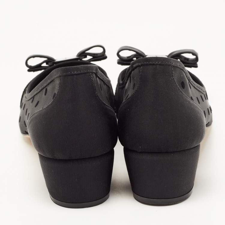 Pre Owned Salvatore Ferragamo Black Mesh and Canvas Varina Pumps Size 39