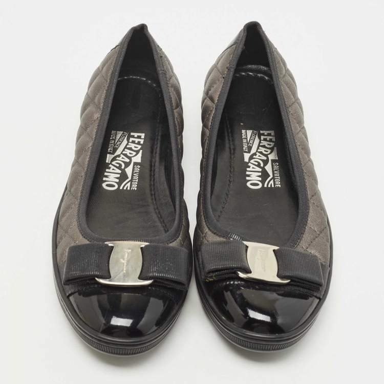 Pre Owned Salvatore Ferragamo Black/Bronze Quilted Leather and Patent Varina Ballet Flats Size 37