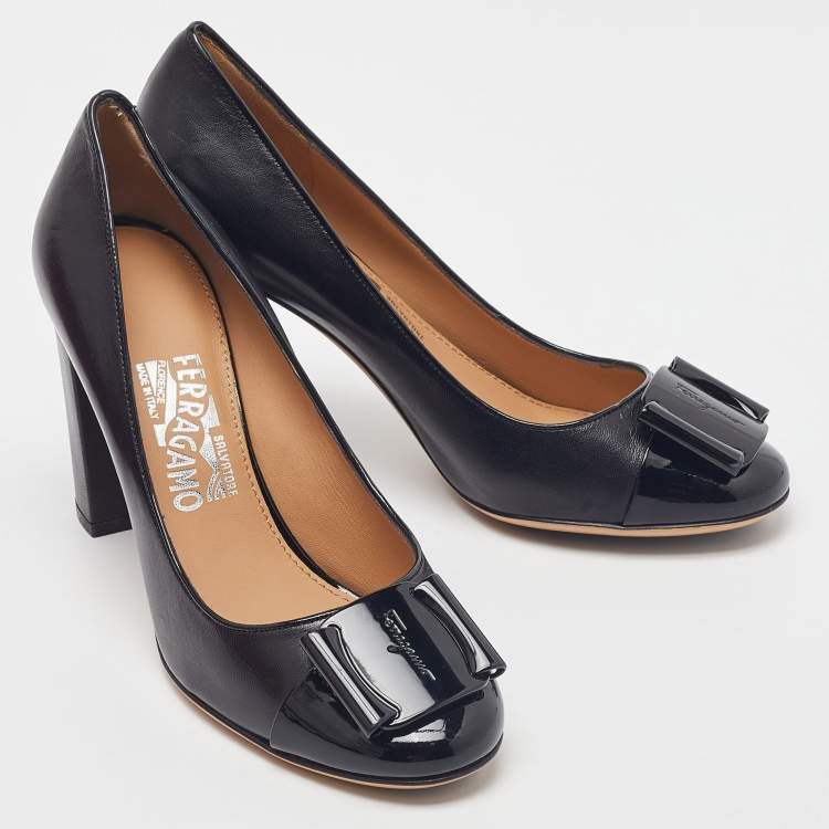 Pre Owned Salvatore Ferragamo Black Leather and Patent Cap Toe Buckle Pumps Size 38.5