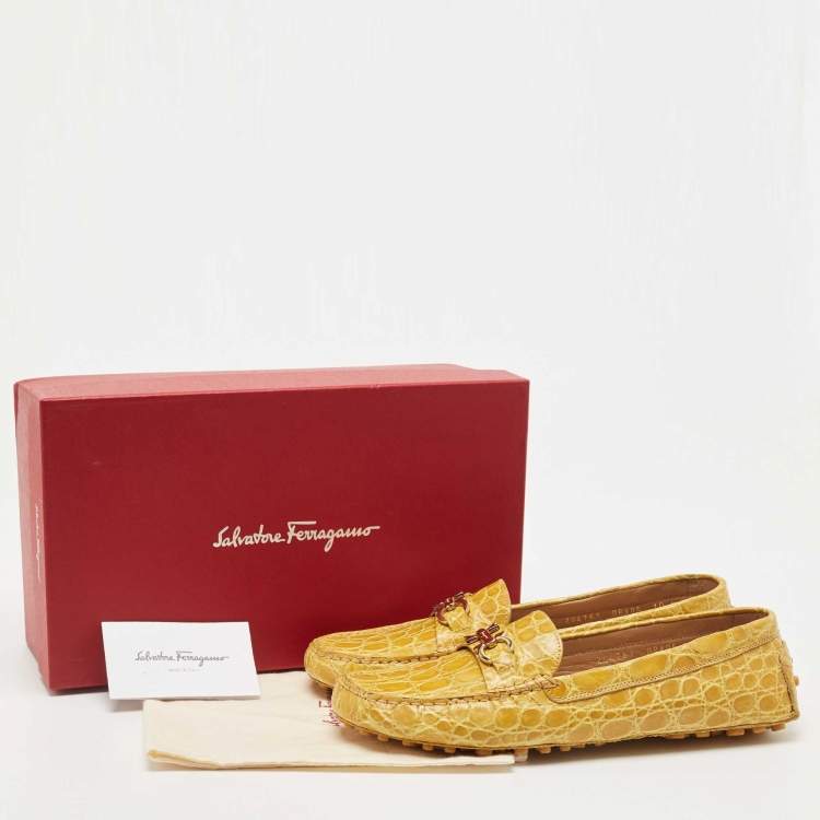 Pre Owned Salvatore Ferragamo Yellow Crocodile Vera Loafers Size 40.5