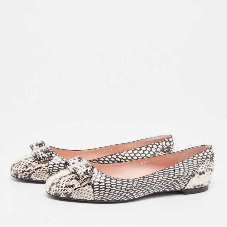 Pre Owned Salvatore Ferragamo Two Tone Python Varina Bow Ballet Flats Size 40