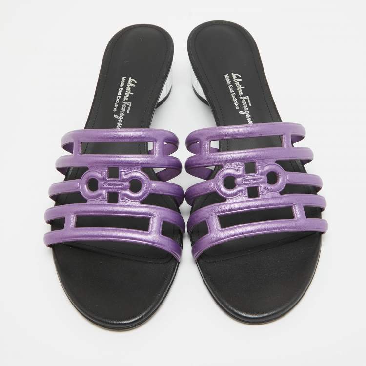 Pre Owned Salvatore Ferragamo Purple/Black Leather Finn Slide Sandals Size 38.5