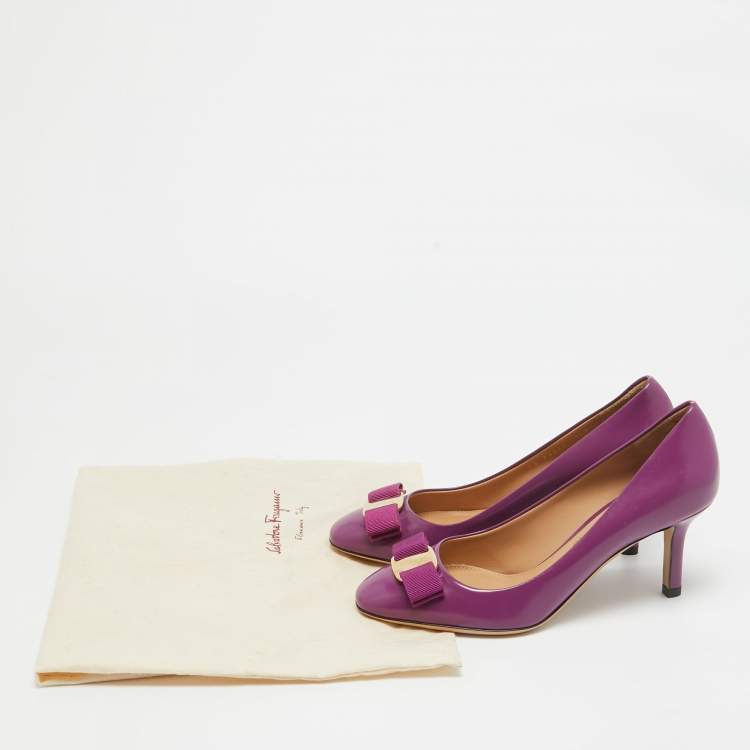 Pre Owned Salvatore Ferragamo Purple Patent Leather Vara Bow Pumps Size 37.5