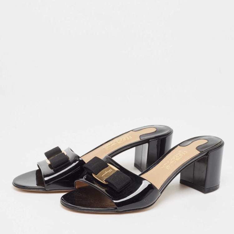 Pre Owned Salvatore Ferragamo Black Patent Leather Vara Bow Wedge Sandals Size 38