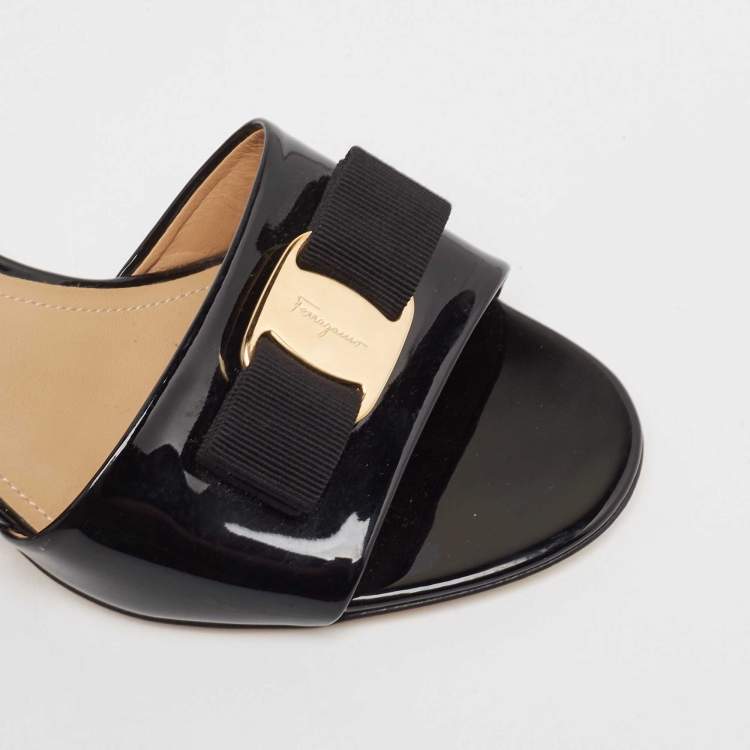 Pre Owned Salvatore Ferragamo Black Patent Leather Vara Bow Wedge Sandals Size 38