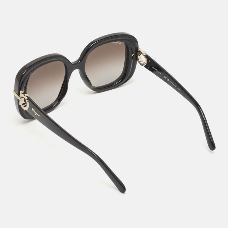 Pre Owned Salvatore Ferragamo Black Gradient SF1058S Oversized Sunglasses