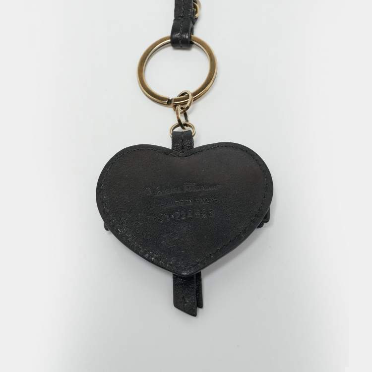 Pre Owned Salvatore Ferragamo Heart Bow Key Holder Black Leather