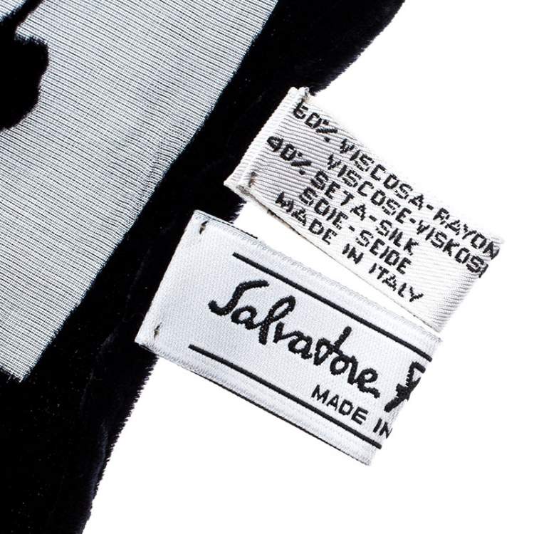 Pre Owned Salvatore Ferragamo Black Velvet Burnout Scarf