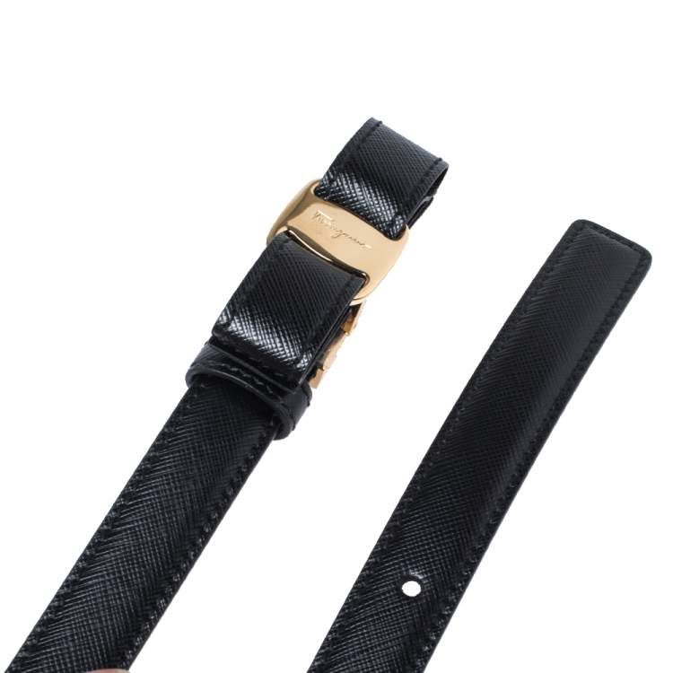 مملوكة مسبقًا Salvatore Ferragamo Black Leather Vara Bow Slim Belt 90CM