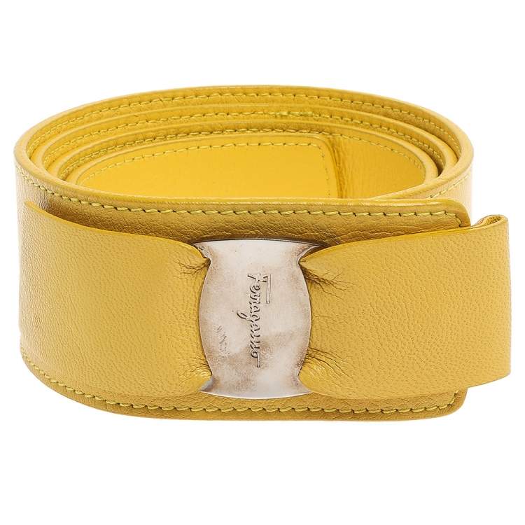 Pre Owned Salvatore Ferragamo Yellow Leather Vara Bow Belt 90 CM