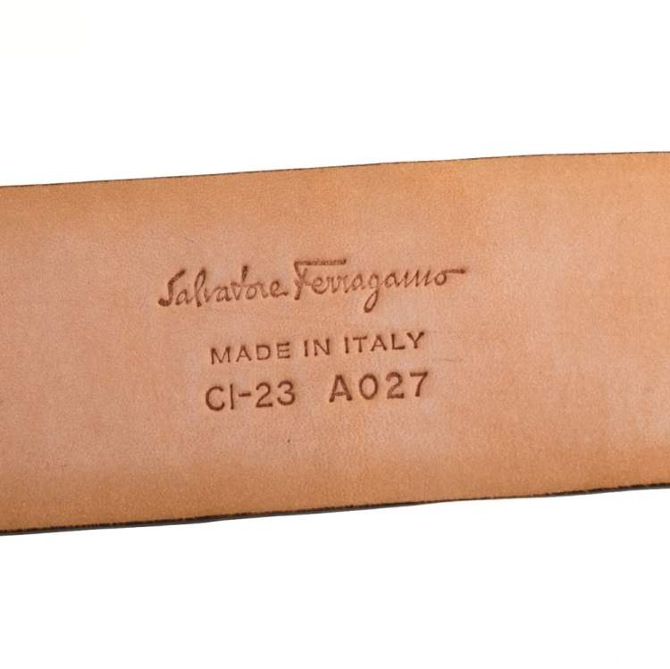 مملوكة مسبقًا Salvatore Ferragamo Black Leather Vara Bow Belt 85 CM