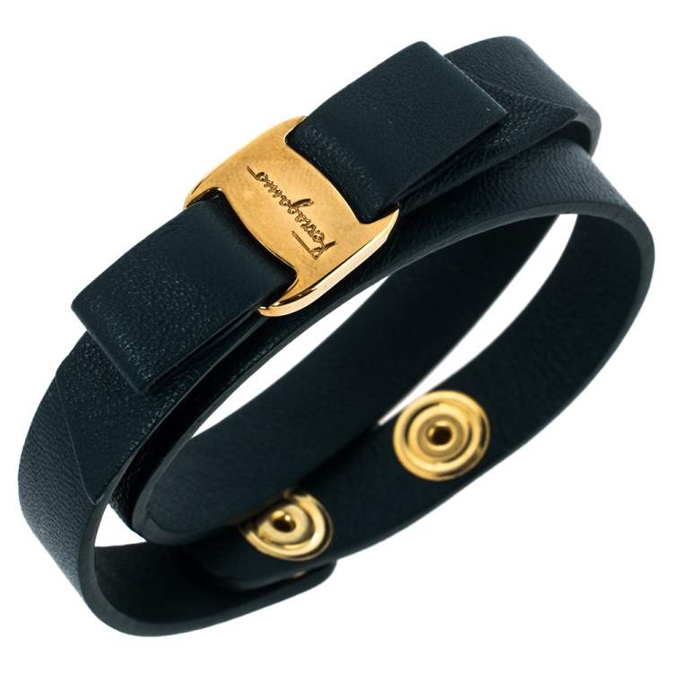 Pre Owned Salvatore Ferragamo Green Leather Gold Tone Vara Bow Bracelet