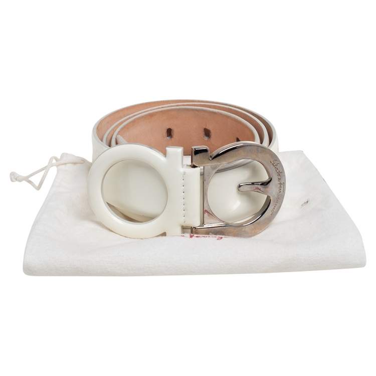 Pre Owned Salvatore Ferragamo White Patent Leather Gancini Buckle Belt 85CM