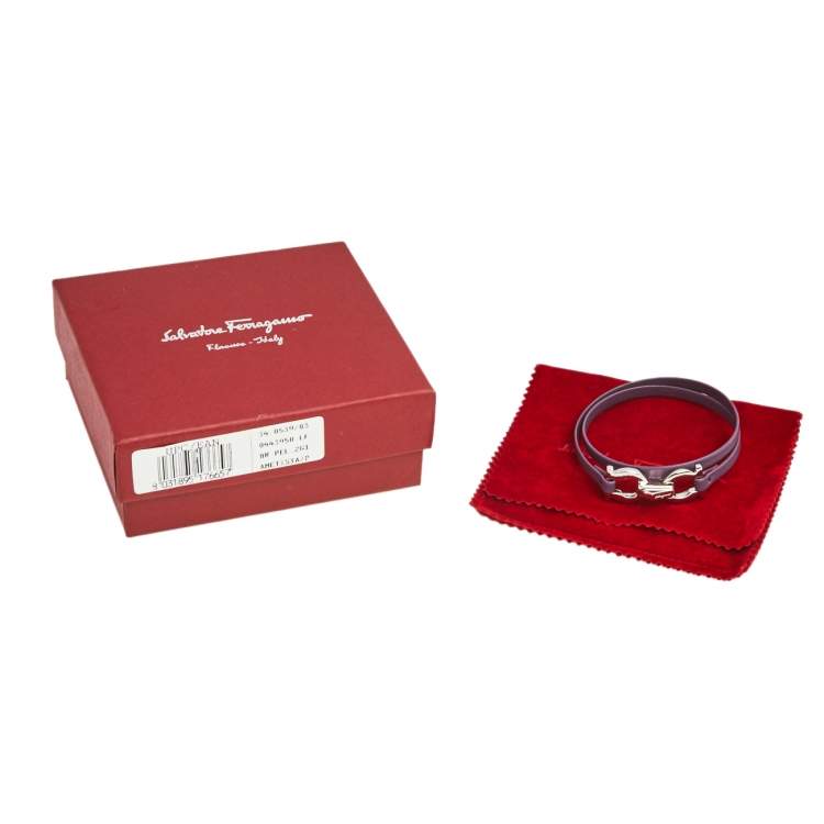 مملوكة مسبقًا Salvatore Ferragamo Silver Gancini Purple Leather Wrap Bracelet