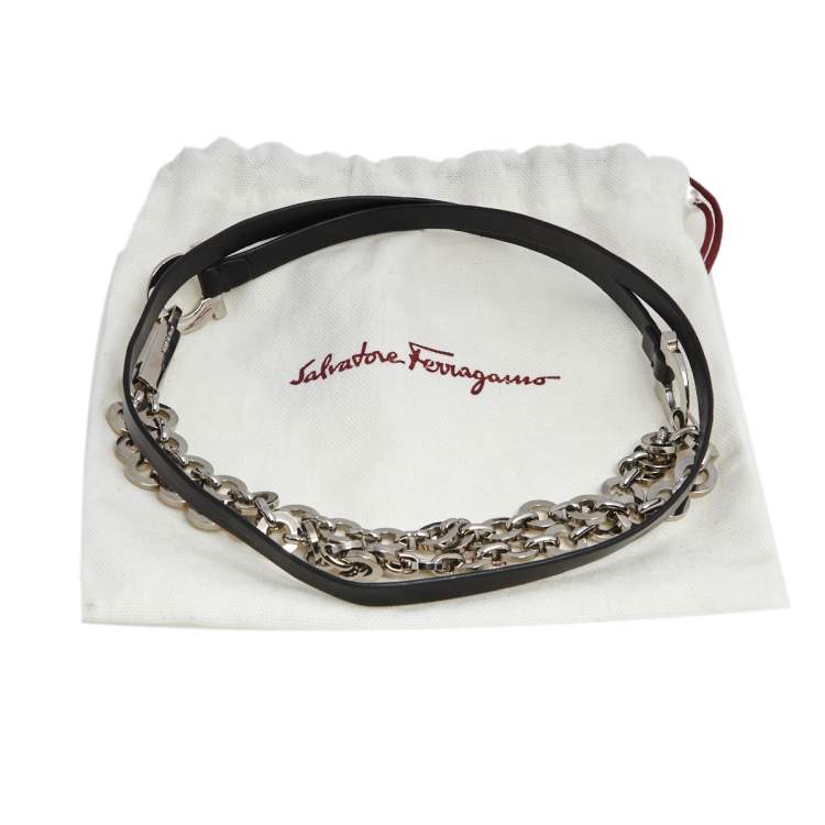 مملوكة مسبقًا Salvatore Ferregamo Black Leather Double Gancini Chain Slim Belt 