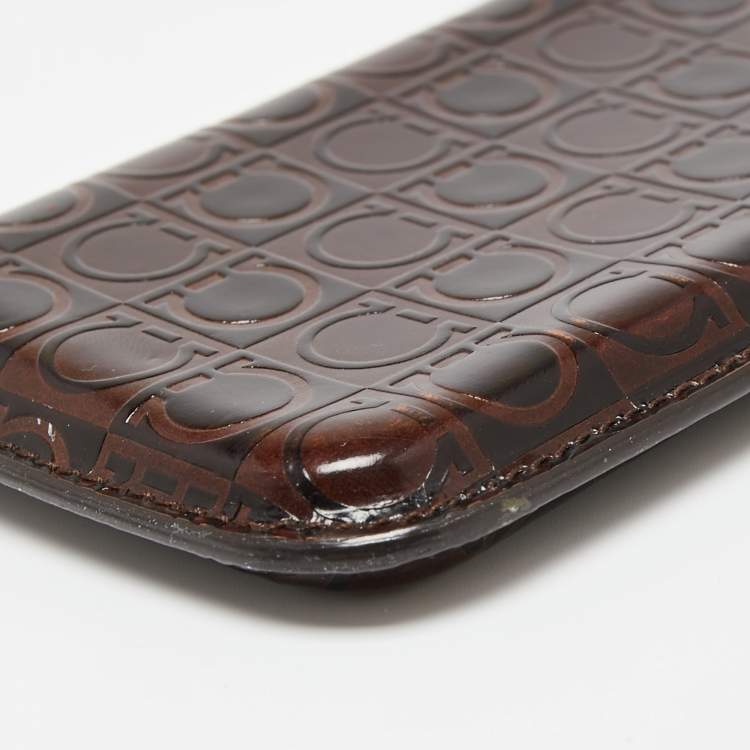 Pre Owned Salvatore Ferragamo Brown Gancio Embossed Glossy Leather Phone Cover